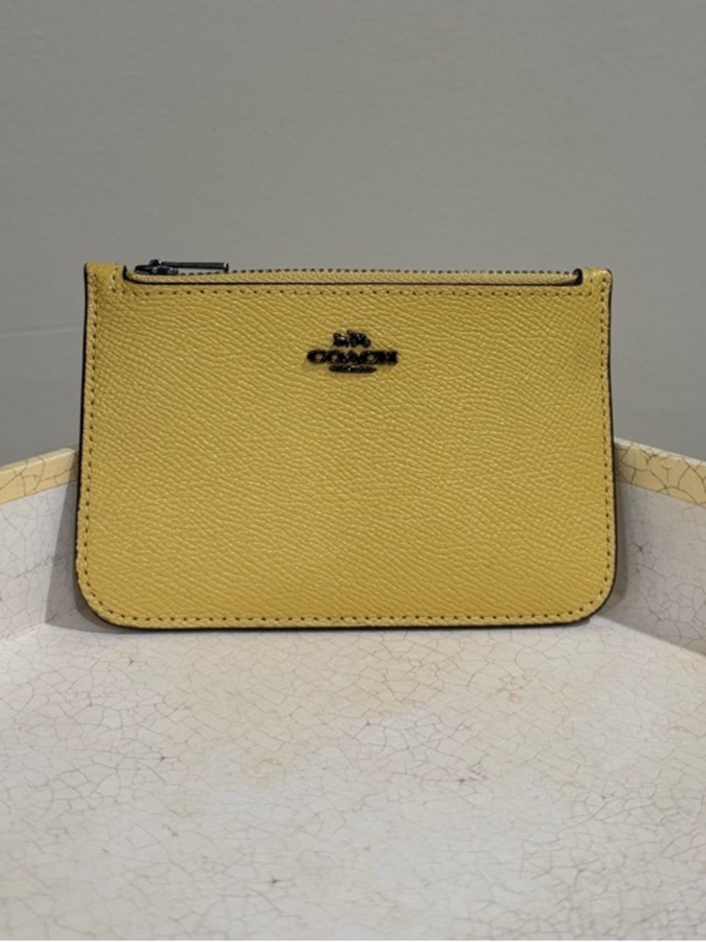 Coach Small Leather Zip Card Holder Zip Pouch in Yellow
